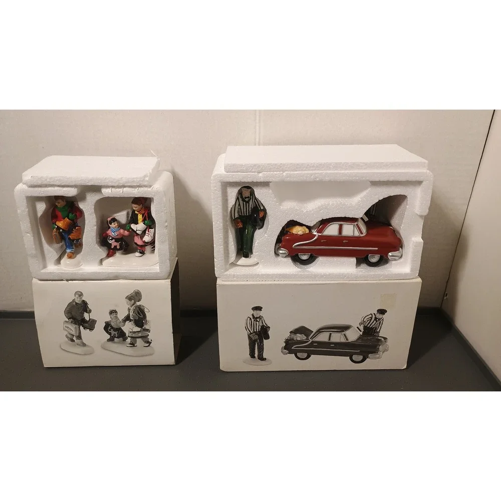 Dept 56 Snow Village Accessories Service With A Smile Skating Red Car Excellent
